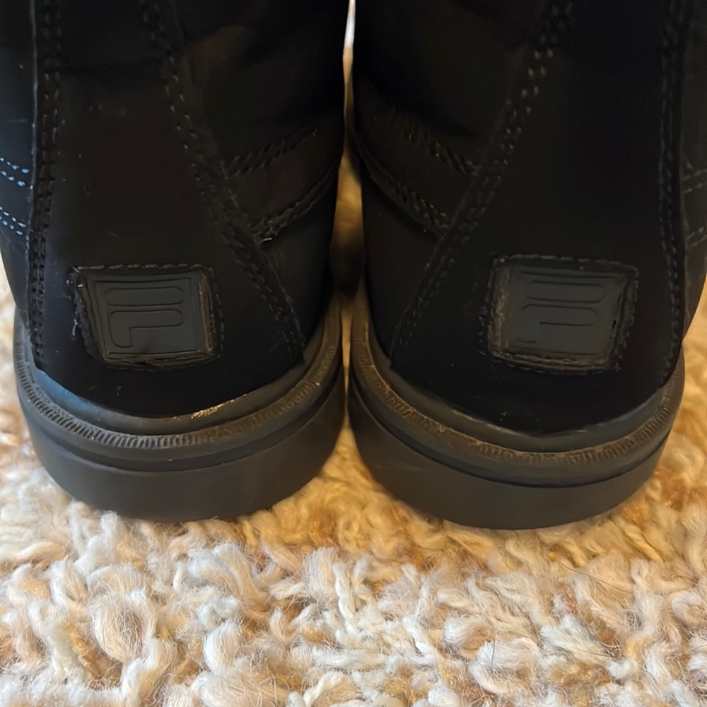 Kids Fila Suede Workboots - Picture 4 of 13